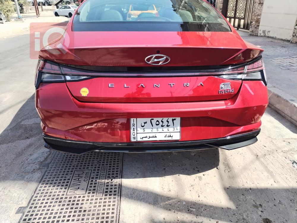 هیوندای ئەلەنترا